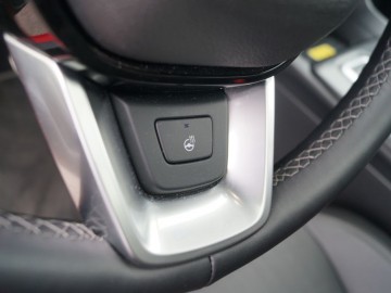 Honda Civic 2.0 184 KM i-MMD e-HEV Advance – Potrafi zauroczyć...
